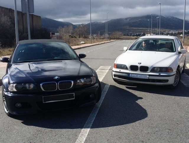 BMWs blanco y negro.jpg